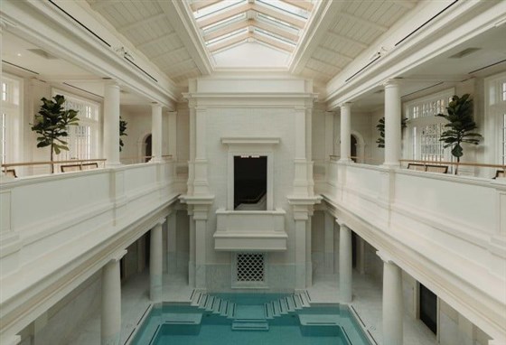 Estelle Manor