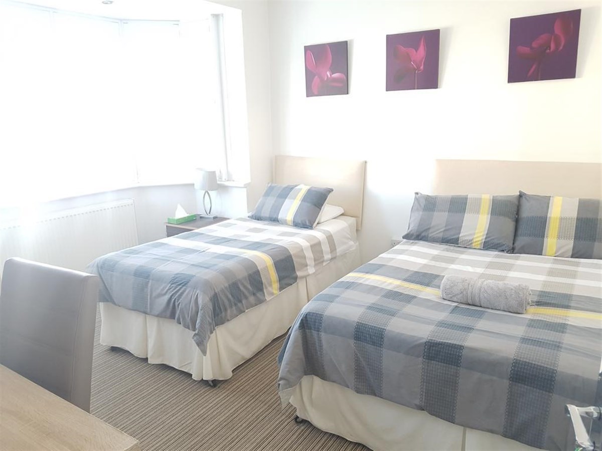 Apple House Guesthouse Wembley, Queensbury