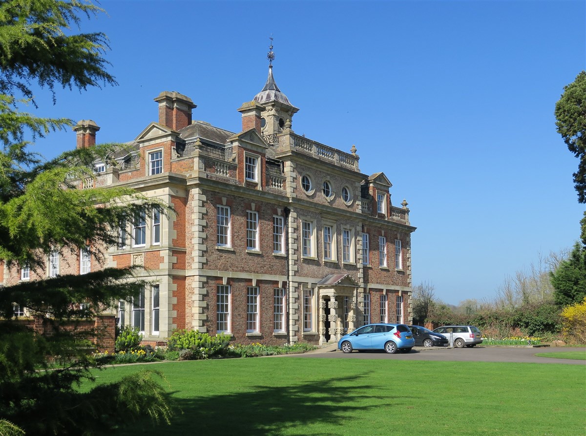 Wallsworth Hall - Nature in Art