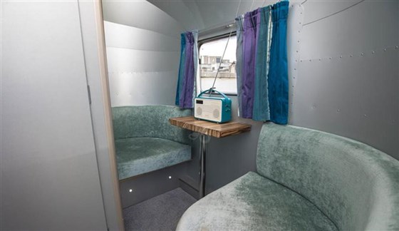 Modernes Wohnwagen-Interieur