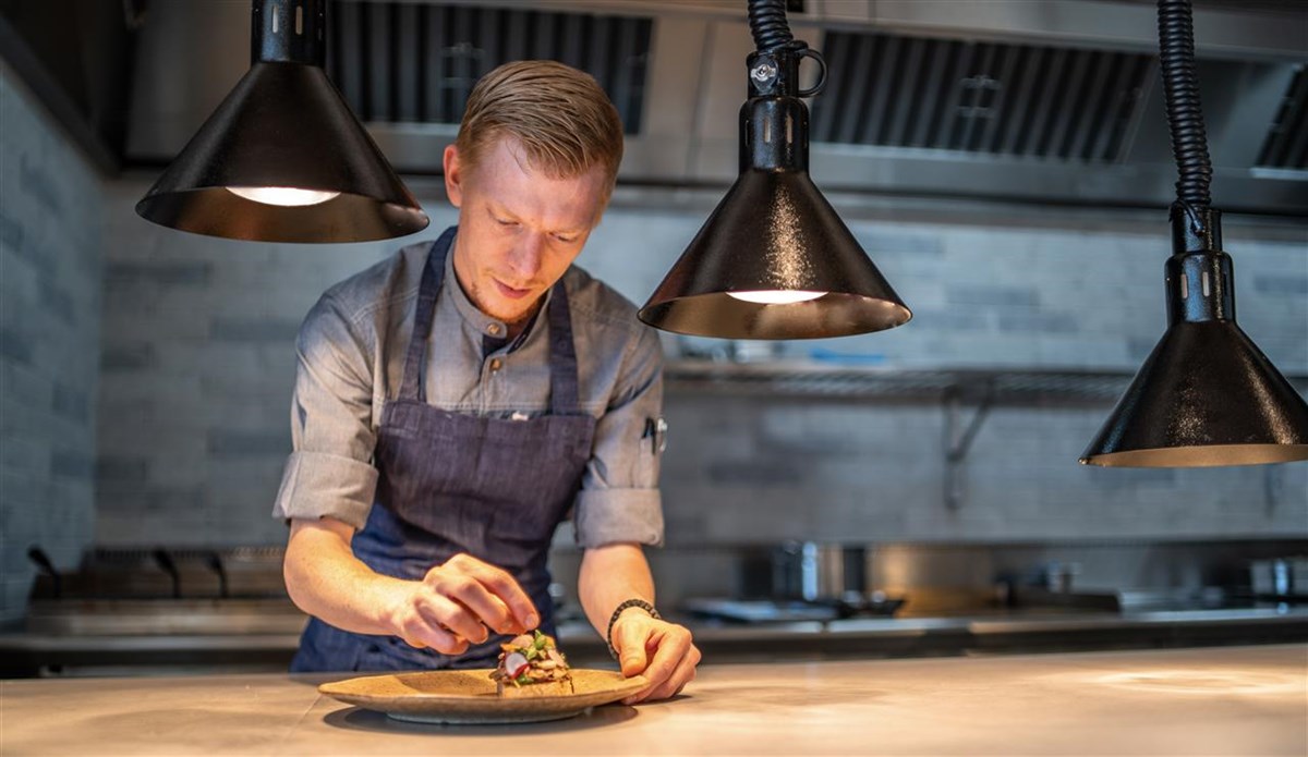Head Chef Jonathan Spiers