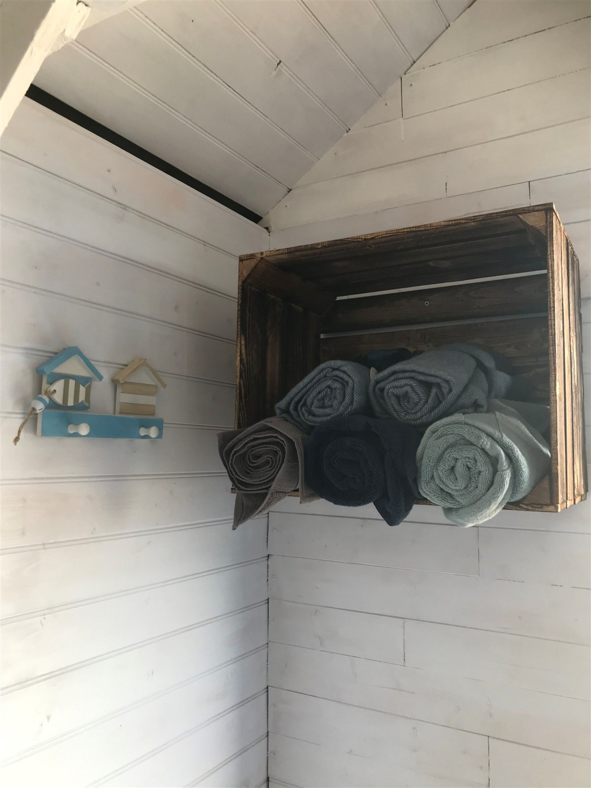 Beach hut