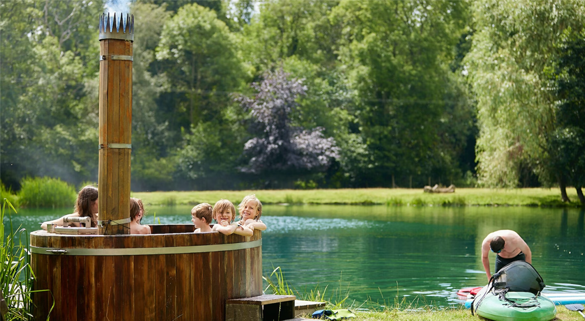 Hot tub