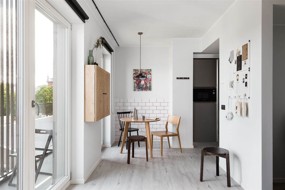 Vibrante casa estudio con terraza