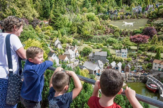 Kids Love Exploring