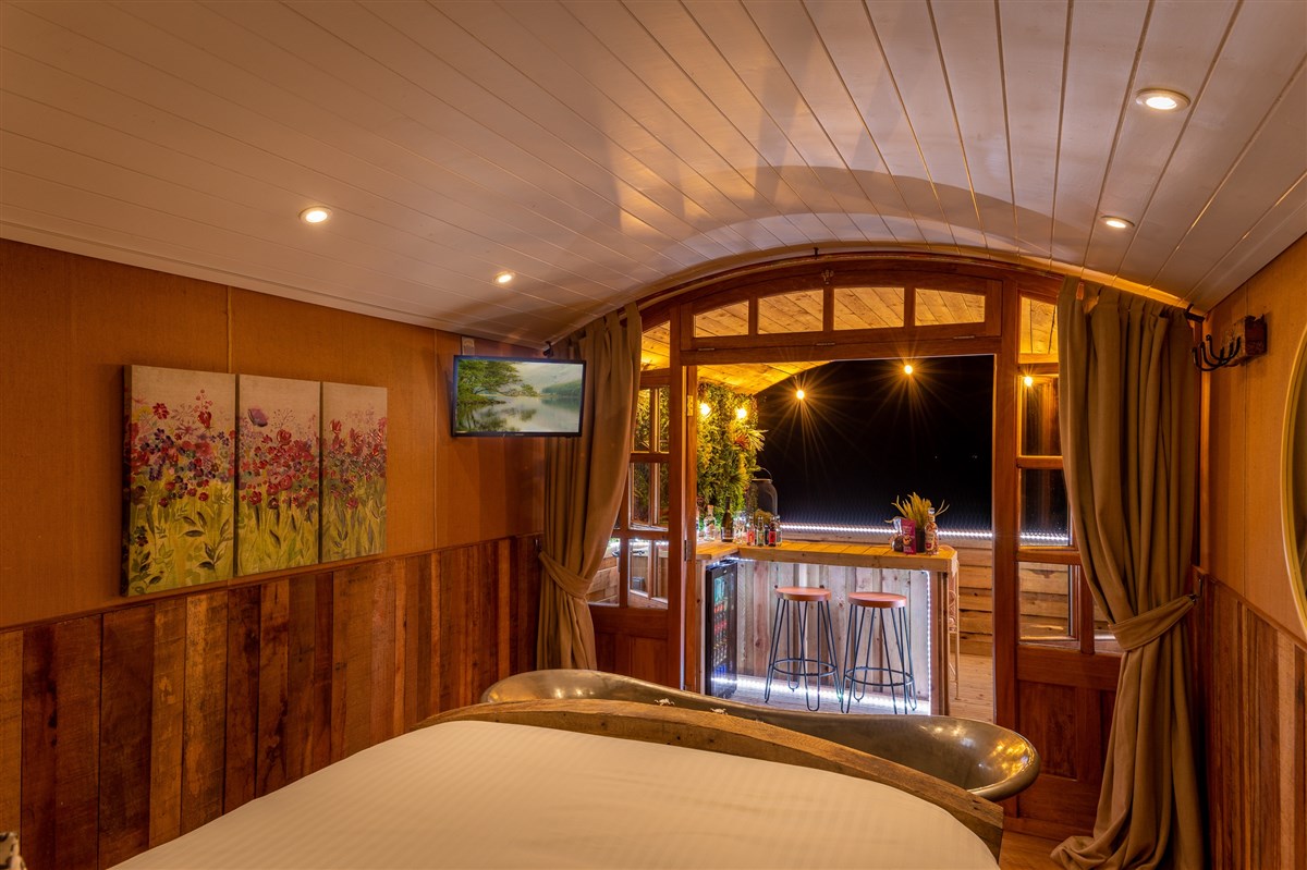 Ashwood Shepherd Hut