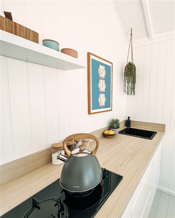 West Mersea Cool Beach Hut For Hire