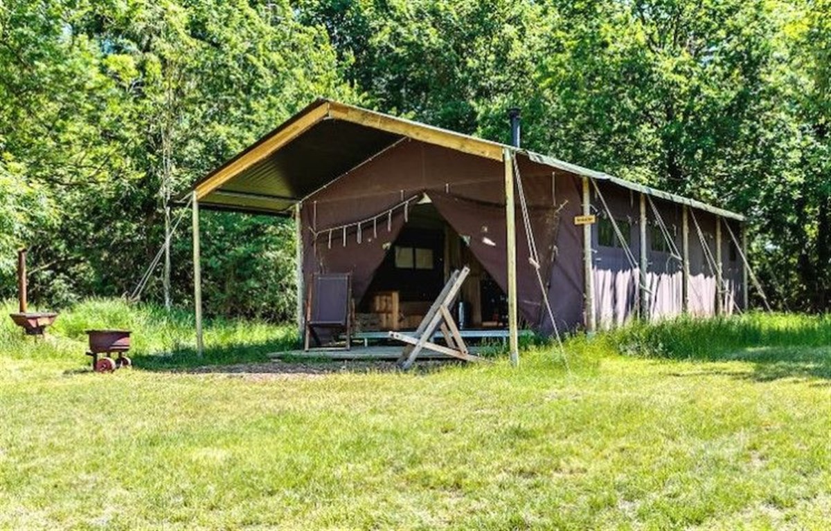 Canvas Hideaway
