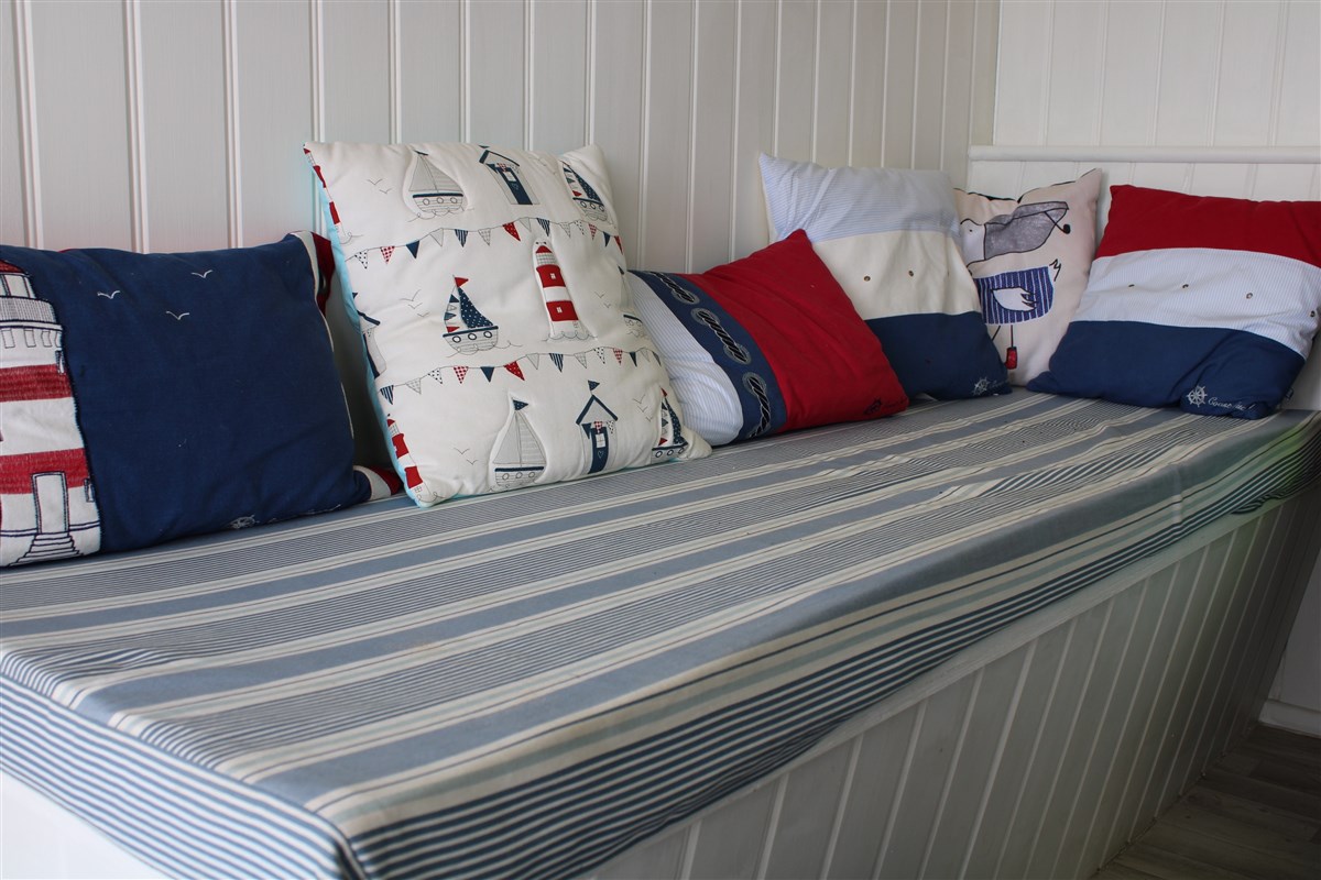 Day bed 