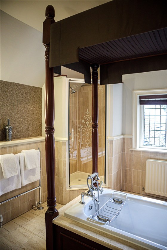 The Leeds Suite Bathroom
