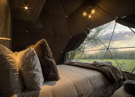Luna Domes, Hoath House, Kent