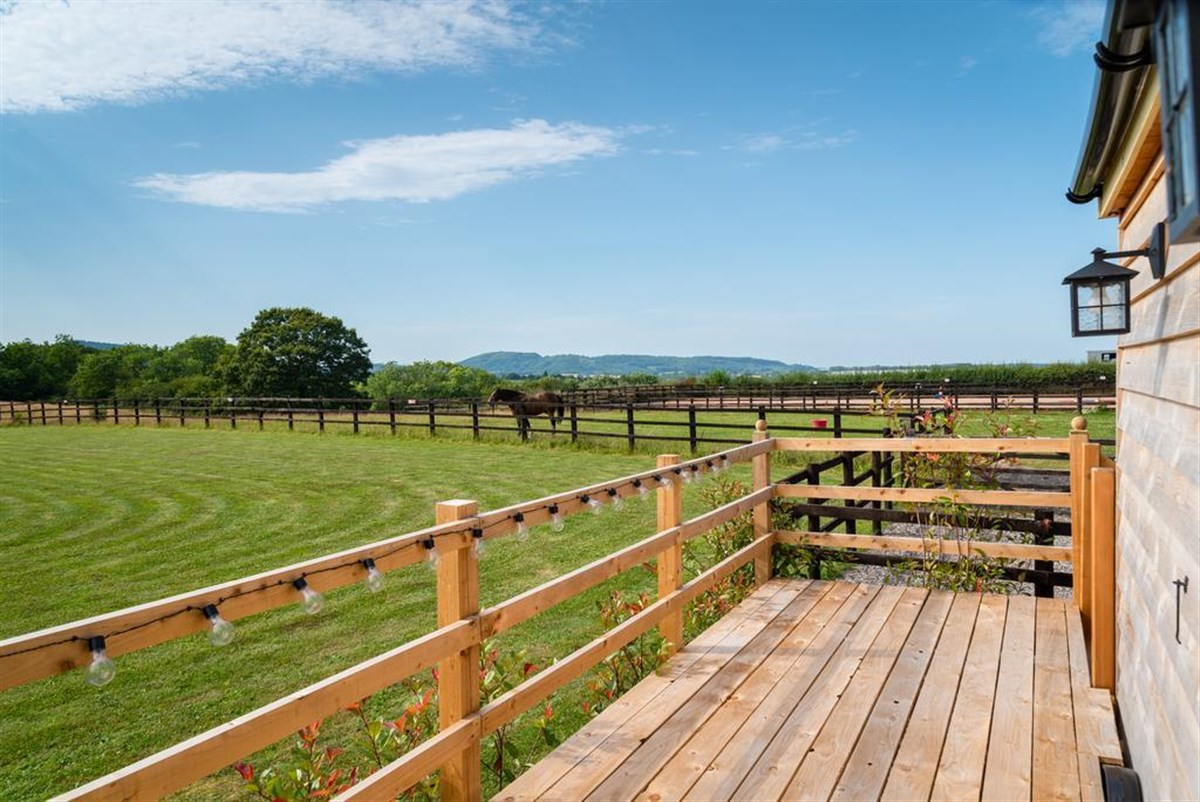 Hillside View Shepherds Hut