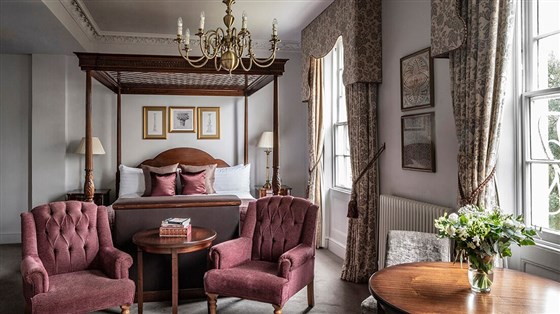 Bailbrook House
