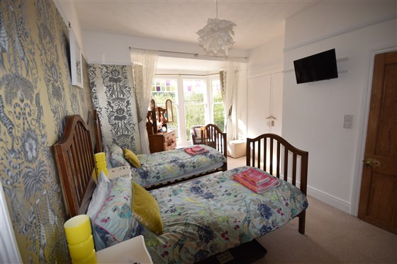 King superior ensuite  with shower sea view  (as twin )