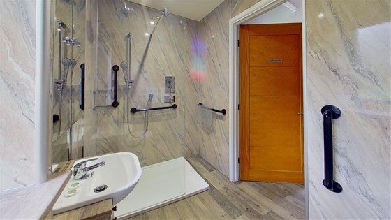 Shower Room 2