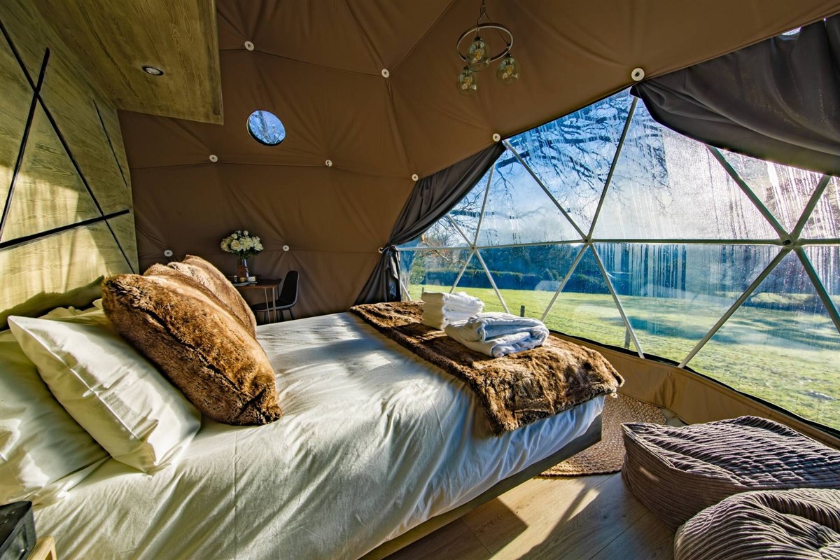 Luna Domes, Hoath House, Kent