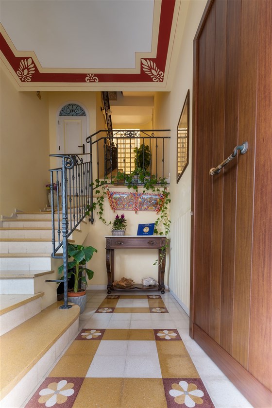 Entrata (Piazzetta Consiglio)