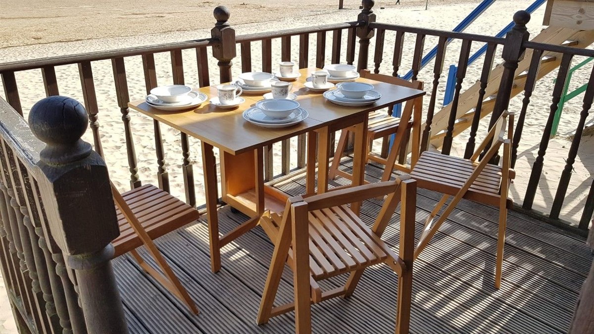 Dining on the veranda