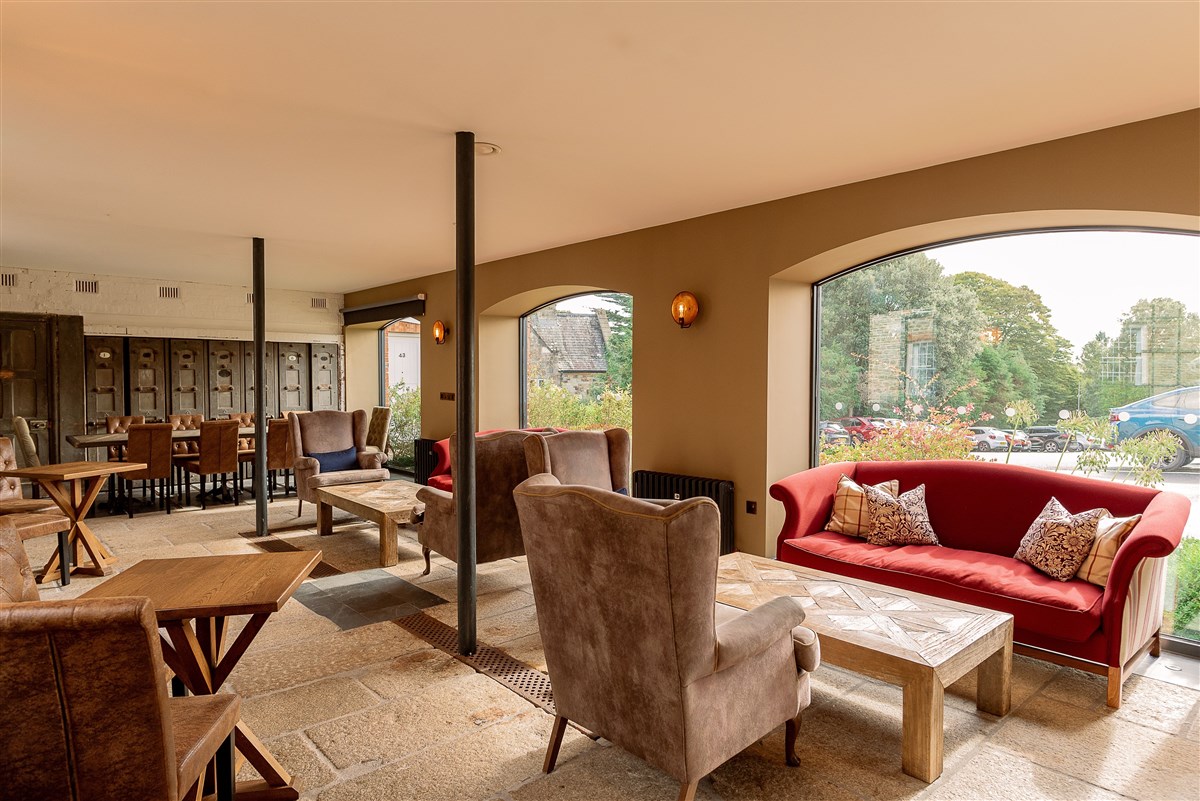 The Courtyard Lounge