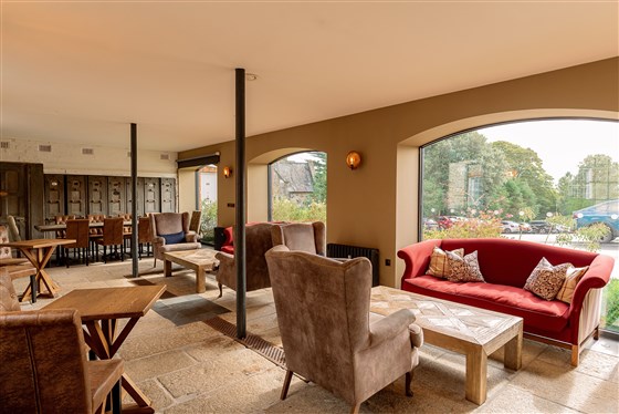 The Courtyard Lounge
