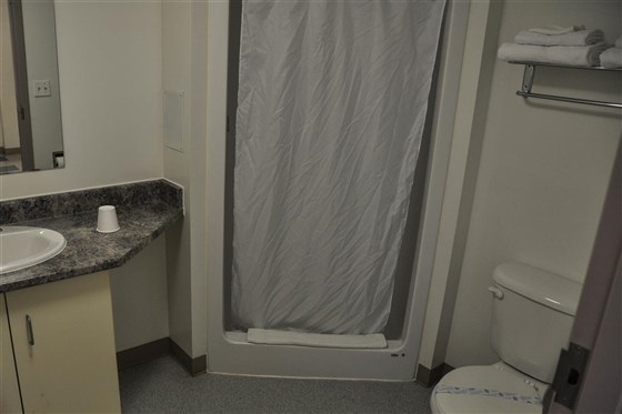 Suite de dos dormitorios, baño.
