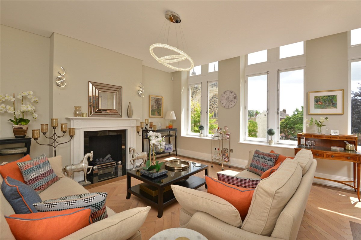 Reading/Sitting Room