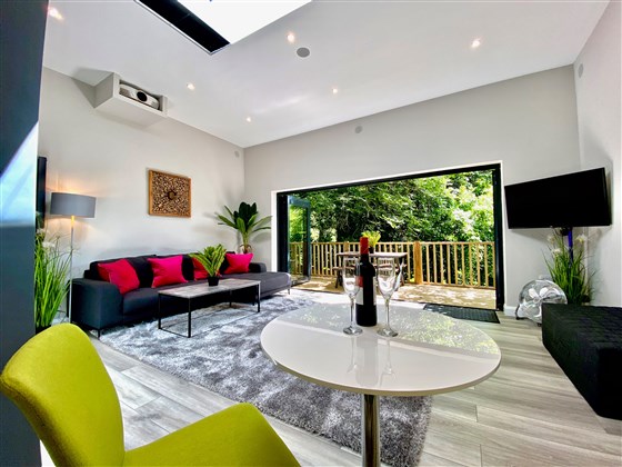 Sunridge Cubes, Yealmpton, Devon