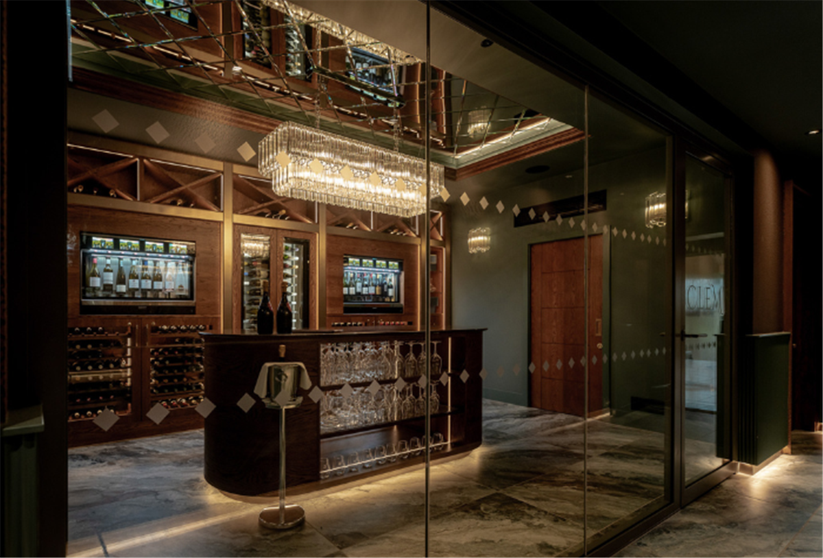Clem's wine tasting bar