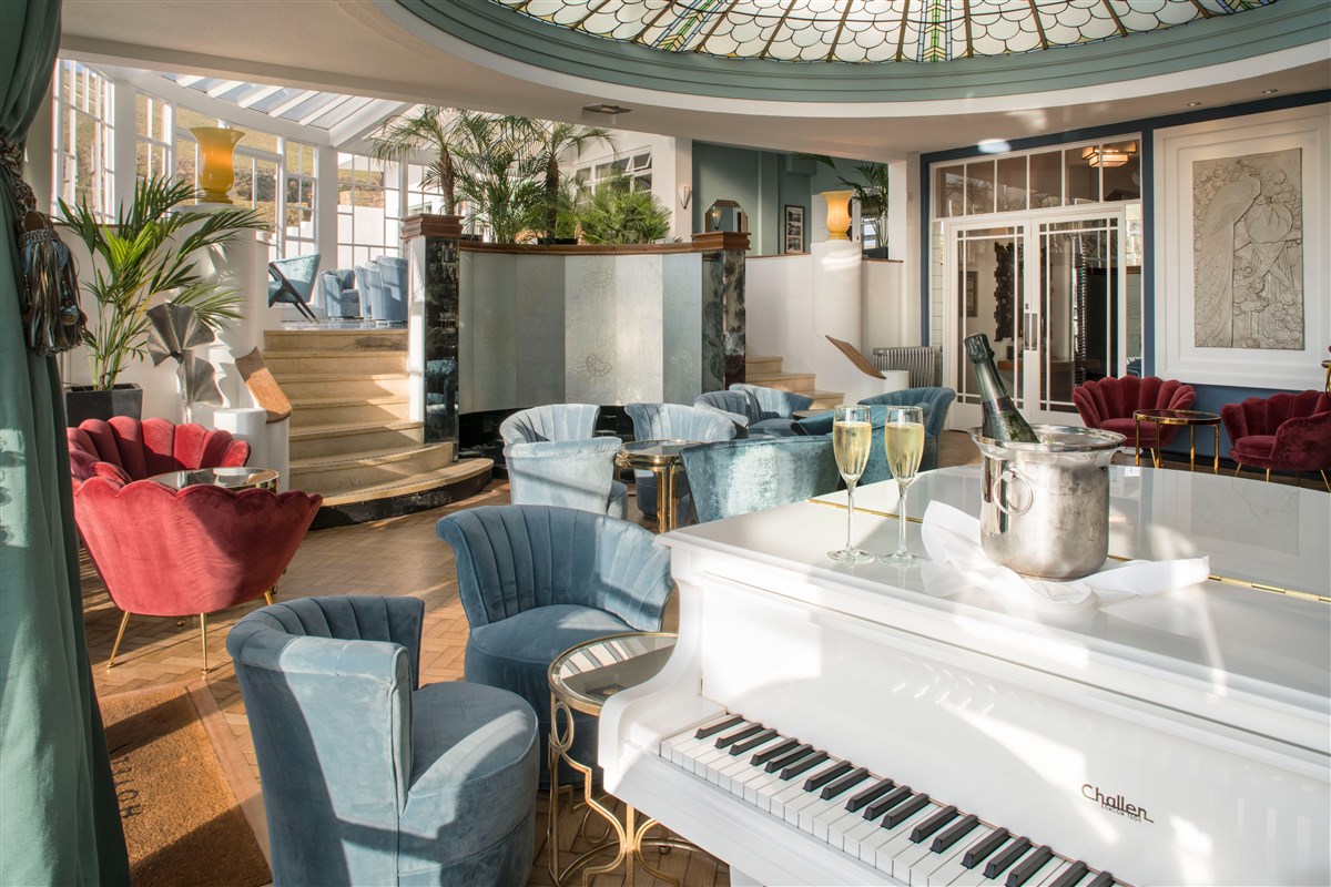 Palm Court Bar
