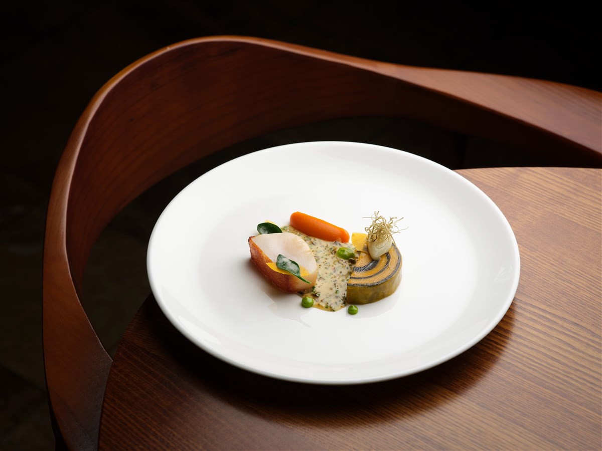 SOURCE at Gilpin Hotel - Scallop