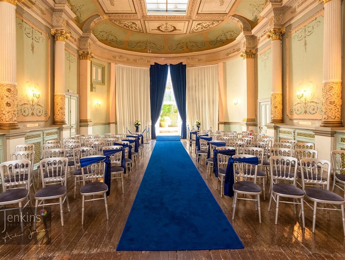 Free Chivari Chairs for use in your Ceremony