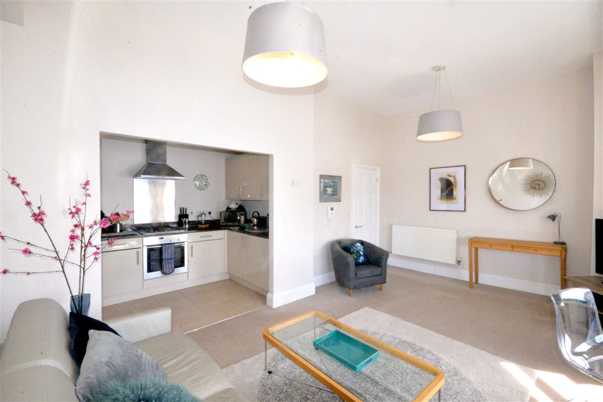 Apartment No 3 Astor House, Torquay