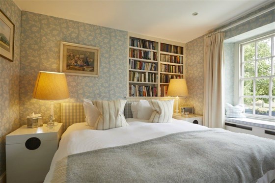Bedroom, The Kingham Plough