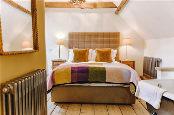 The Gin Trap Inn room