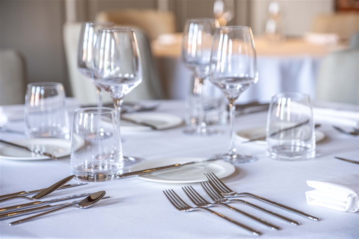 Restaurant setting