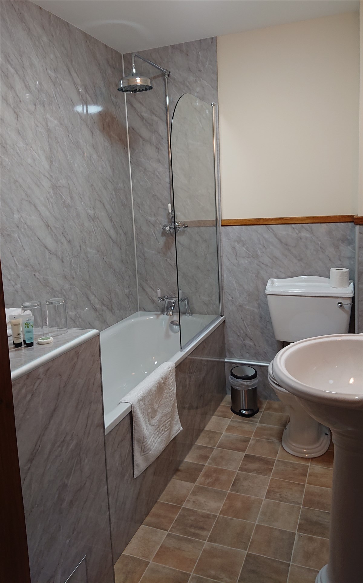 Salle de bain double standard
