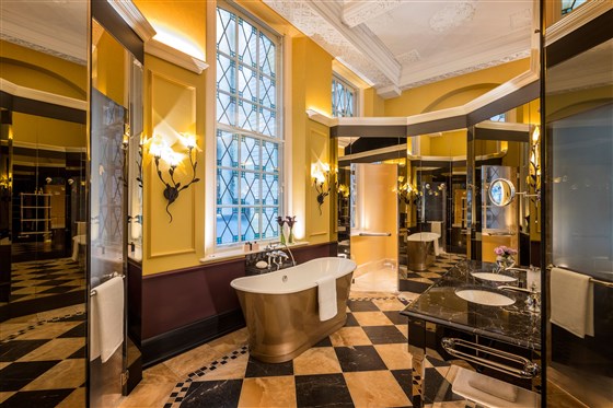 L'oscar Suite Bathroom 
