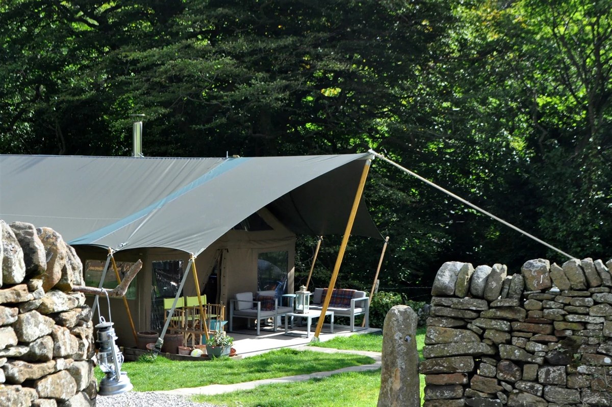 Luxury safari tents