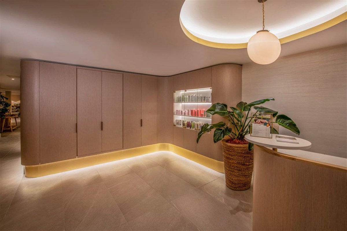 H Spa Reception