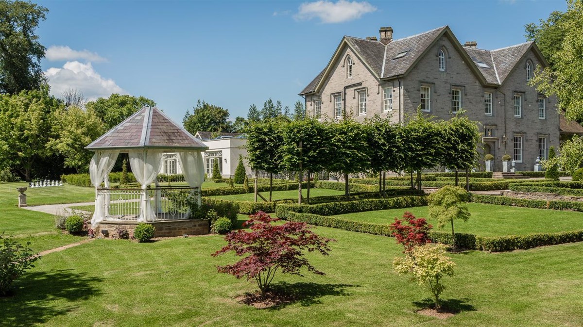 Lemore Manor Gardens