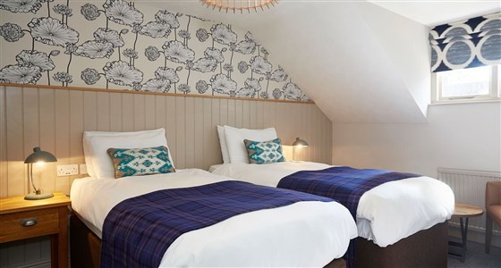 The Cedars Inn