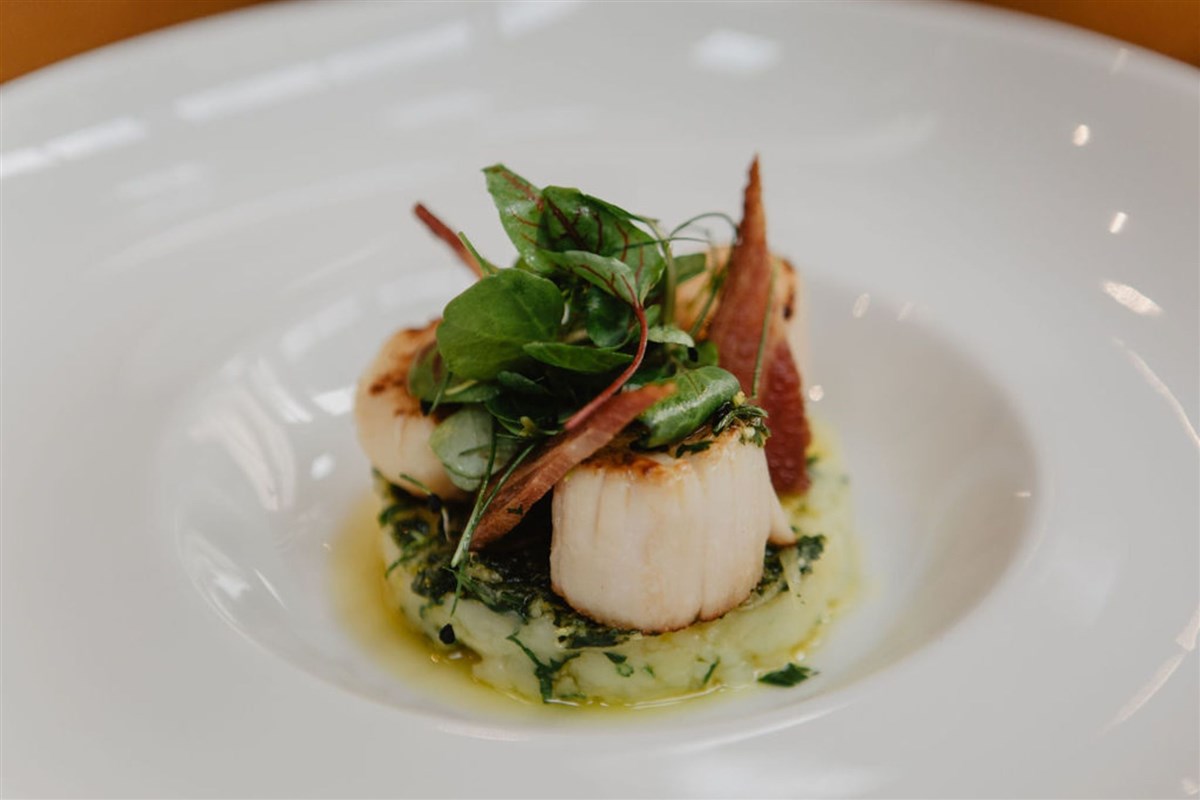 Dining in Bay Brasserie