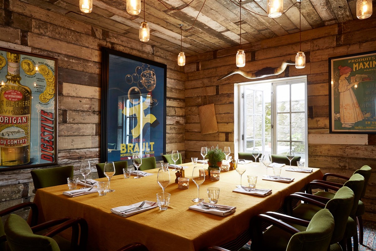 Banquet room
