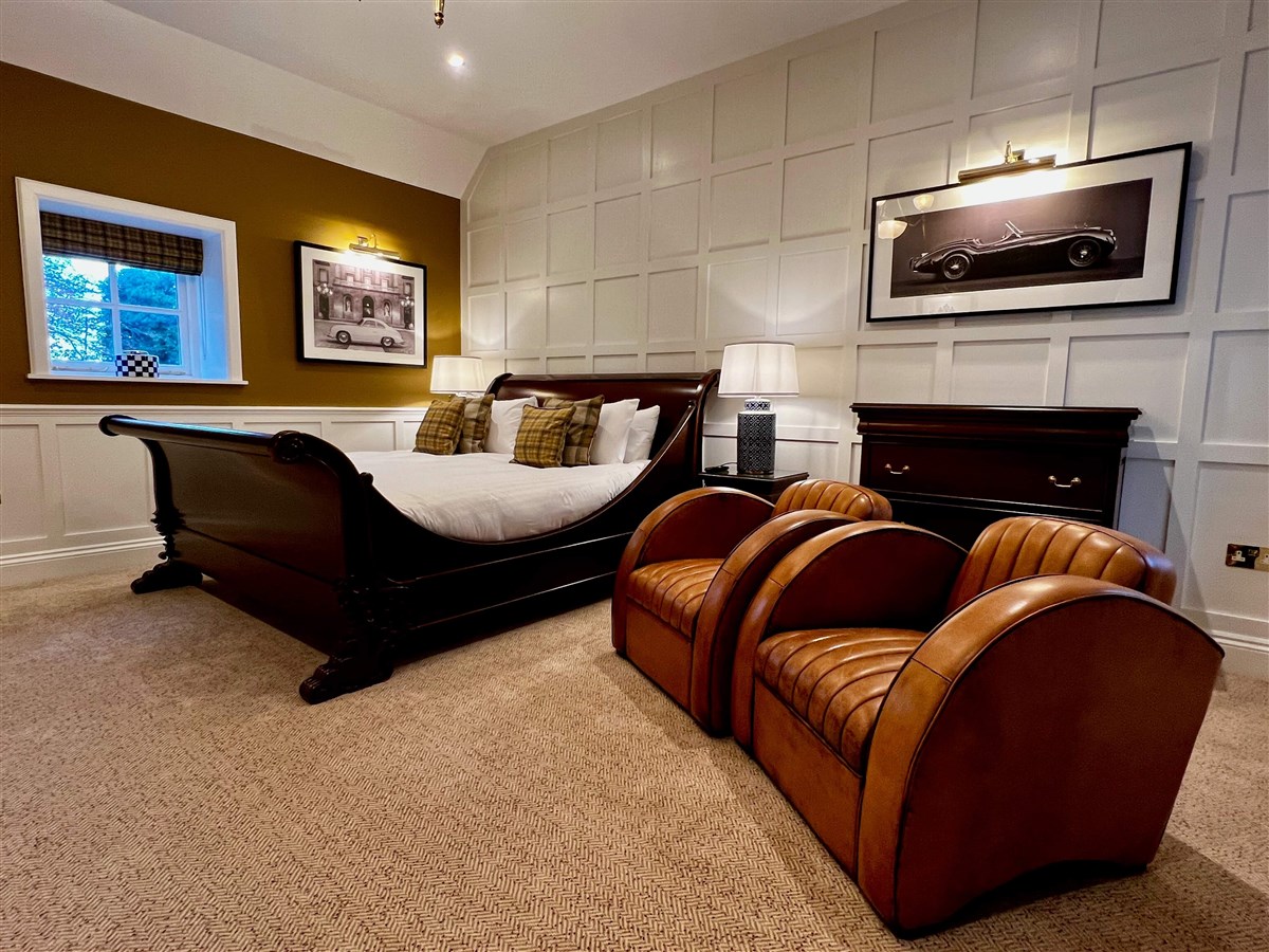 Chauffeur's Room