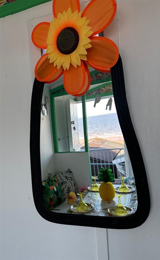 mirror