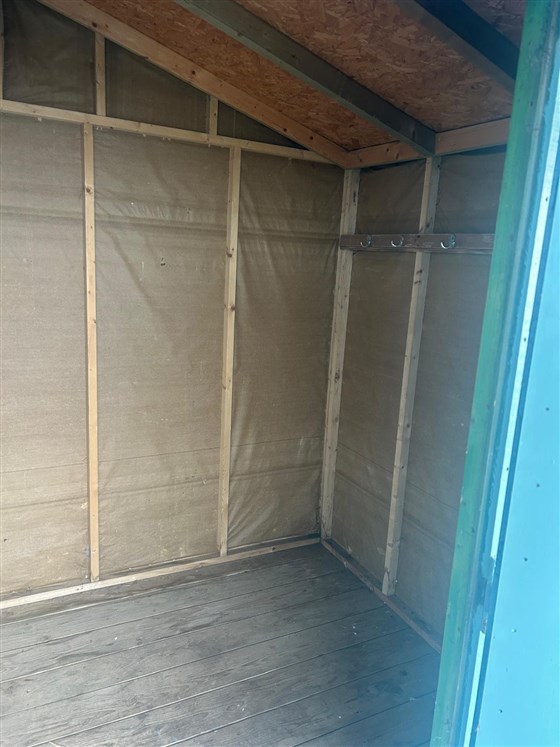 Inside - Right 