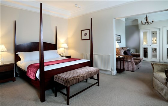 Macdonald New Blossoms Hotel