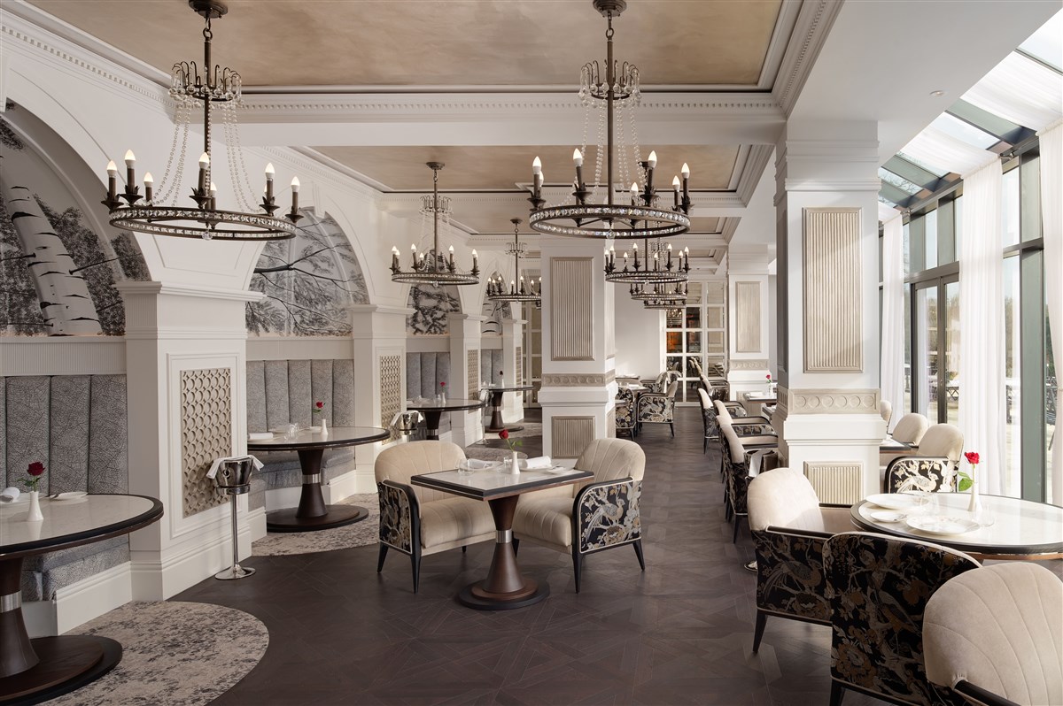 1215 Fine Dining restaurant