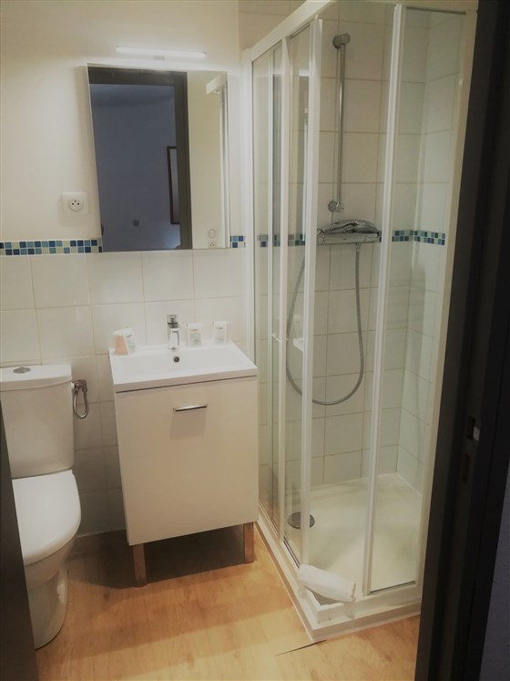 Salle de douche ch.113