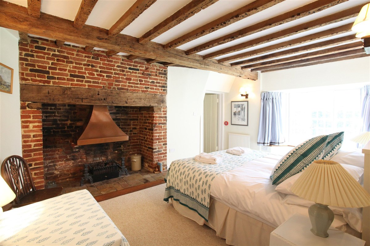 Medieval Lodge double bedroom